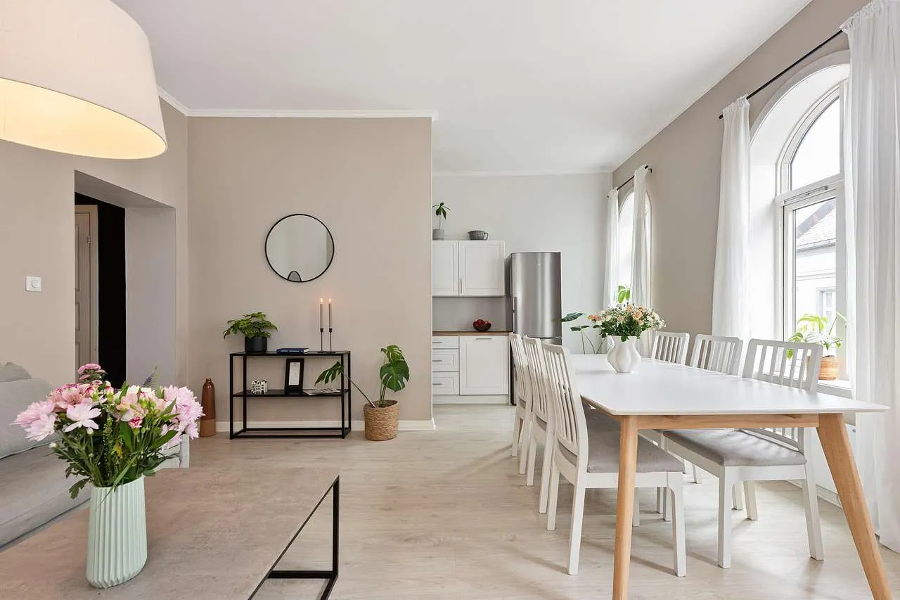 Home Window Tinting: A Smart Guide